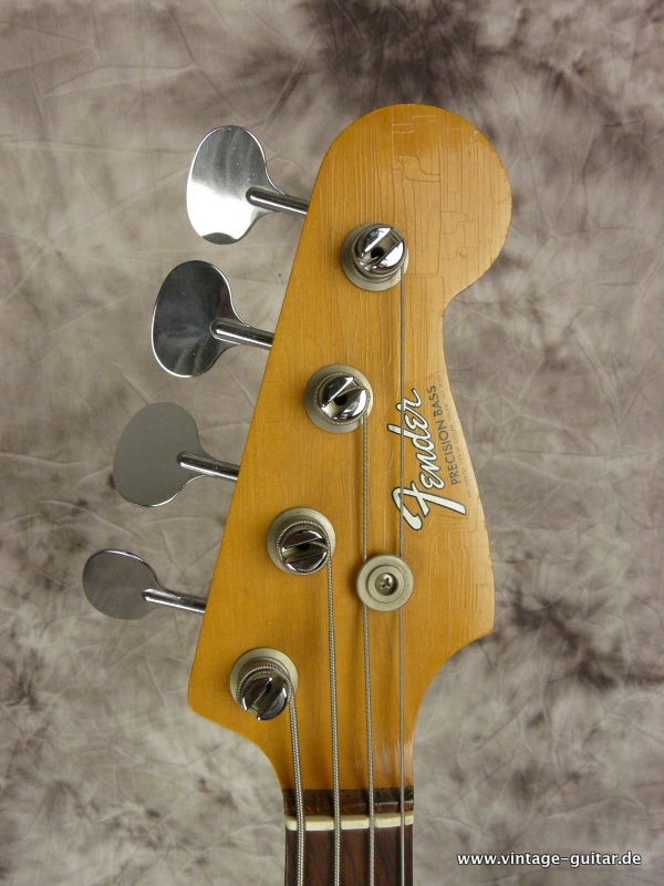 Fender _Precision-Bass_1968-oval-tuners-sunburst-005.JPG